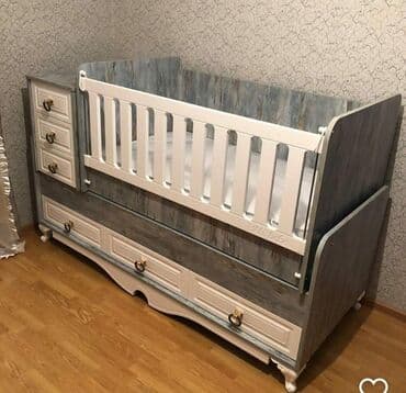 Oğlan və qız üçün, İşlənmiş, Dördbucaq, Beşik, Dəst ilə, Matras ilə, Yellənmə mexanizm ilə lalafo.az -da Oğlan və qız üçün, İşlənmiş, Dördbucaq, Beşik, Dəst ilə, Matras ilə, Yellənmə mexanizm ilə