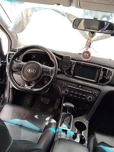 e39 m bufer: Kia Sportage: 2 l | 2017 il Ofrouder/SUV — 4
