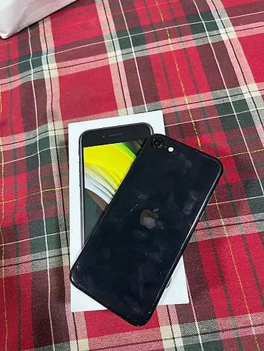 honor 20 lite: IPhone SE 2020, 64 GB, Qara, Barmaq izi — 3