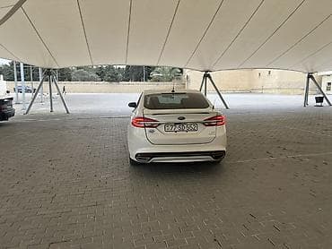 benzin daciki: Ford Fusion: 1.5 l | 2017 il Sedan — 7