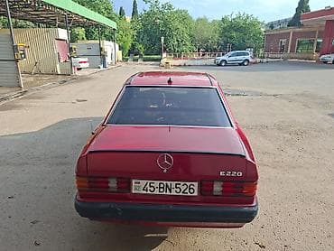 Mercedes-Benz 190 (W201): 2 l | 1991 il Sedan — 2