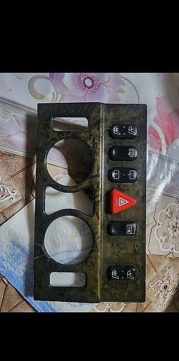 masin otracaqlari: Mercedes-Benz 100, 2000 il, Orijinal, Almaniya, İşlənmiş — 1