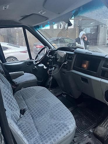 ford transit surucu isi: Ford Transit yük mikroavtobusu - Kuzov: Yüksək damlı, uzun baza, tünd — 5