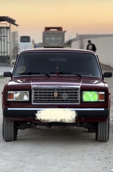 Boşqablar: VAZ (LADA) 2107: 1.6 l | 2008 il 124684 km Sedan — 1