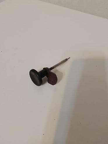 masin qaldiran padyomnik: Məhsul: Avtomobil baqaj açma düymələri və kabel mexanizmləri — 4