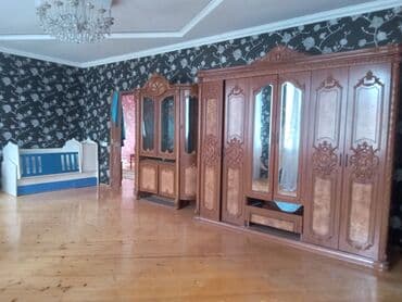 куплю дом в баку: Satılır: yaşayış evi və yanında fəaliyyət göstərən kiçik market binası — 20
