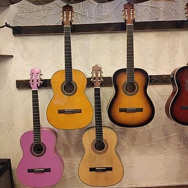 Klassik gitara
EC-350 YN
Ölçü:4/4
Çanta hədiyyə