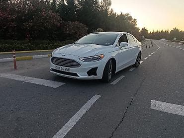 Ford Fusion: 1.5 l | 2018 il 260000 km Sedan