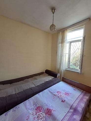 xirdalanda kiraye: Kirayə verilən bu mənzil iki otaqdan ibarətdir. Mənzildə yataq otağı — 3