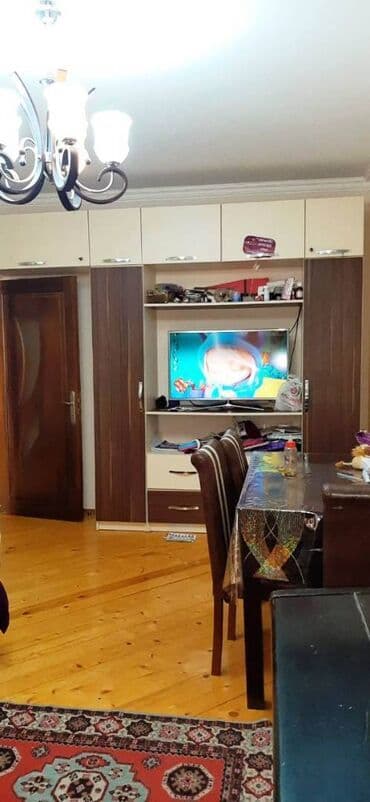 9 ci mikrorayon satilan evler: Bakı, 2 otaqlı, Köhnə tikili, 58 kv. m — 1