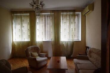 9 ci mikrorayon satilan evler: Bakı, 3 otaqlı, Köhnə tikili, m. 28 may, 90 kv. m — 3