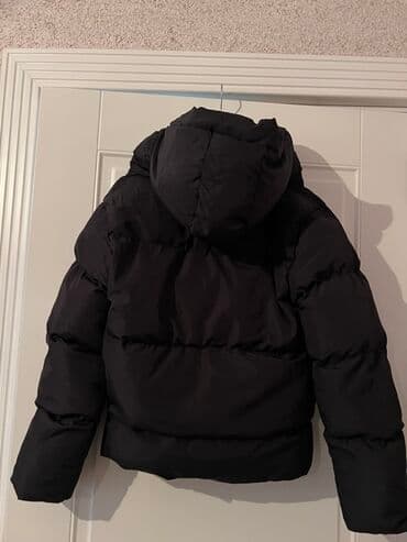 Qışlıq qısa şişmə kurtka (xanımlar üçün) Ölçü: 38 Təzədir Qiymət :25