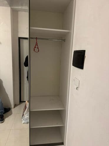 Matraslar: Yeni, Dəhliz dolabı — 3