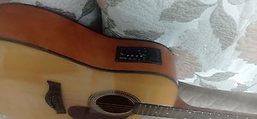 gitara sekilleri: Akustik gitara, 5 sim, İşlənmiş, Ünvandan götürmə — 2