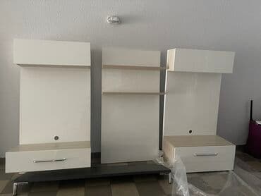 аренда помещения под салон красоты: Новый, Прямой ТВ стенд, С полками, Деревянный, Турция — 1