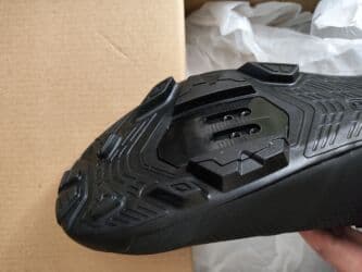 eliptik velosiped: Tezedi,Istifade olunmuyub.ORIGINALDI.Ayagimi sixir deye satiram,44 — 4