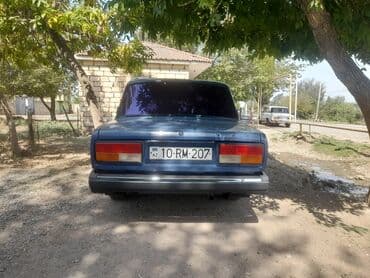 опель зафира а: VAZ 2107 sedan - Kuzov: 4 qapılı, mavi rəng, klassik “yeddi” dizaynı — 1