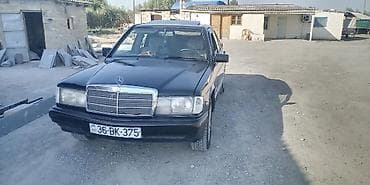 mersedes kreditle: Mercedes-Benz 190 (W201): 2 l | 1992 il Sedan — 1