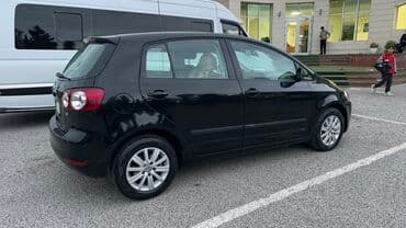 volkswagen 200: Volkswagen Golf Plus, qara rəng, 5 qapı, şəhər və ailə istifadəsi üçün — 2