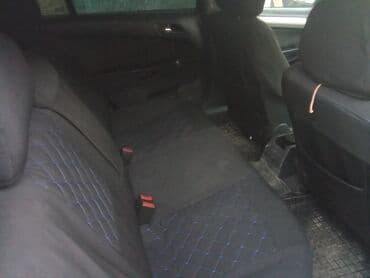 maşın nol altı: Opel Astra Caravan (universal) – tünd göy rəng • Kuzov: 5 qapılı — 5