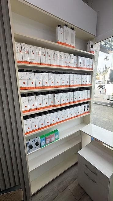 divarda kitab refleri: Sadə laminat, Zəmanətsiz, Kredit yoxdur — 1