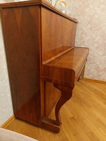 губные музыкальные инструменты: Пианино, Акустический — 3