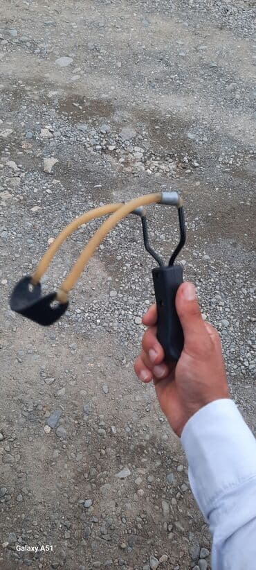 təbiət 5 sinif iş dəftəri: Metall karkaslı qol qayışı (lastik) sapan - İkiqat elastik lateks — 1