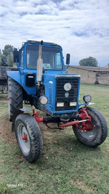 reduktor suretler qutusu: Mavi rəngli MTZ tipli təkərli traktor və qoşqu Xüsusiyyətlər: - — 6