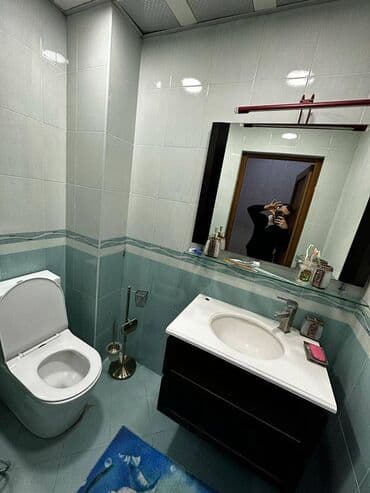 9 ci mikrorayon satilan evler: 4 otaqlı, Yeni tikili, m. Neftçilər, 160 kv. m — 15