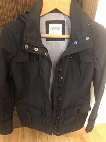 Digər qadın geyimləri: Qara rəngdə,xarici,yumşaq yun jaket. Çox baha alınıb.Kurtka M — 4