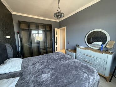 divar guzgu: Menzil tam temirli ve yasamaq ucun butun esyalari ile tehciz olunub — 7