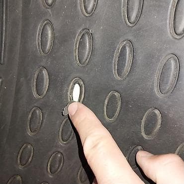 14 disk teker: Avtomobil üçün ayaqaltı, Rezin — 1