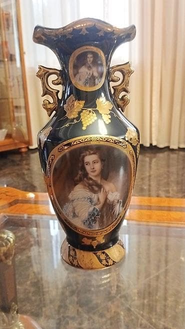 Bir vaza, Keramika
