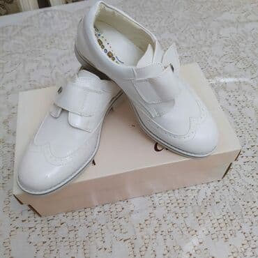 детские футболки турция: Dəridən olan Ortopedik altlıqlı 32olcude olan Türkiyə istehsalı. Kiçik — 3