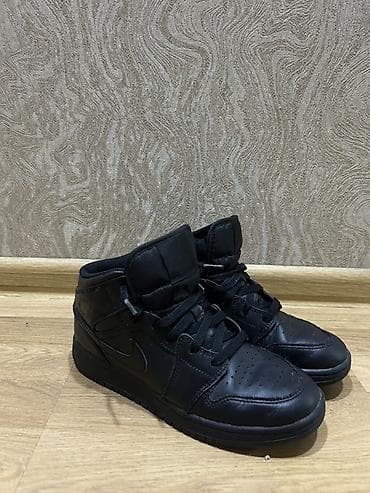 qara botinkalar: Rəng - Qara Krossovkalar, Nike, Ölçü: 38, Oğlan üçün — 2