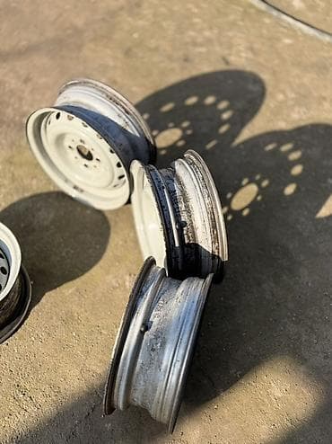 melber disk satilir: İşlənmiş Disk VAZ (LADA) R 13, 4 Boltlu — 5