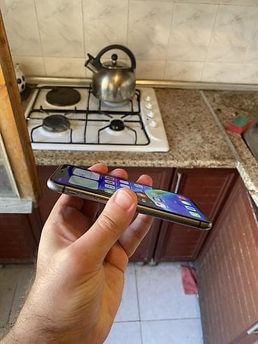 iphone 11 teze: IPhone 11, 128 GB, Qara, Face ID — 8