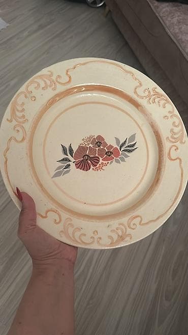 şuşə banka: Hamisi birlikde 20 manat Şüşə mətbəx qabları dəsti - Materiаl: qalın — 8