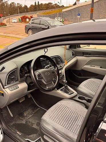 ucuz parca: Hyundai Elantra — 10