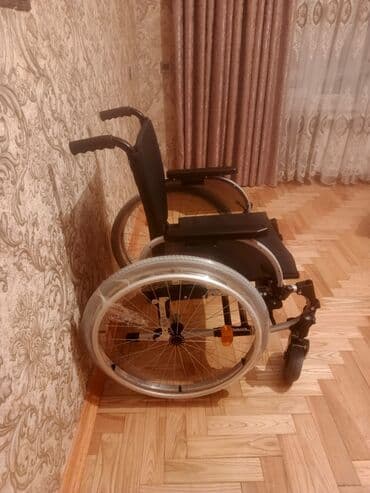 Медицинская одежда: Ottobock əlil arabası - Marka/model: Ottobock (çərçivə və təkərlərdə — 2