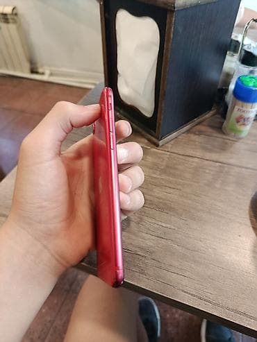 panel cit: IPhone SE 2020, 64 GB, Qırmızı — 6