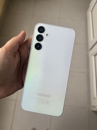 iphone xs max qiymeti islenmis: Samsung Galaxy A25, 256 GB, rəng - Ağ, Zəmanət, Kredit, Qırıq — 1