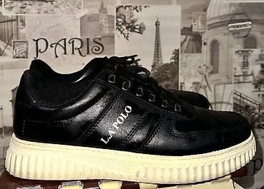 Kişi ayaqqabısı satılır. Rahatdır