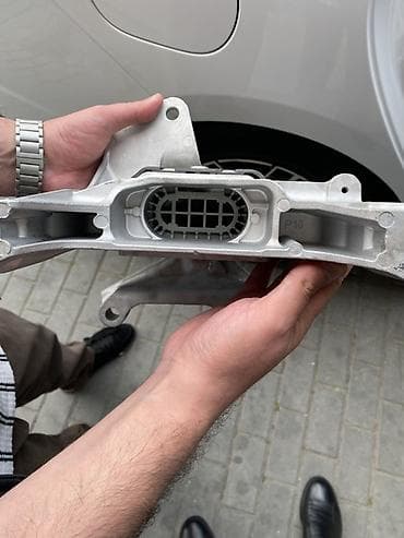 qalofka nədir: Changan A05 2025 orijinal mühərrik dayağı/braketi - İstehsalçı — 4