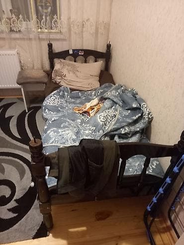 Çarpayılar: Təknəfərlik çarpayı, Matrassız, Siyirməsiz — 1