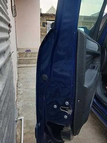 masinla barter: Opel Zafira: 2.2 l | 2007 il 261000 km Van/Minivan — 3