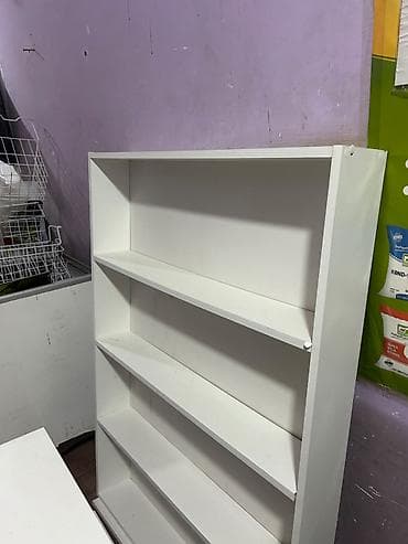 Оборудование для магазинов: Salon üçün Şkaf Güzgü Saç yuma alət qoyma əşyası 3 ay istifadə olunub — 3