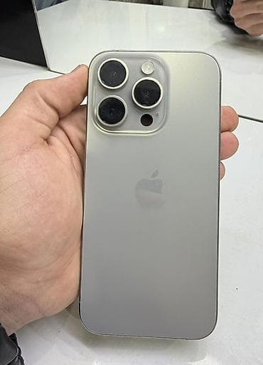 alfa term: IPhone 15 Pro, Natural Titanium, Face ID — 3