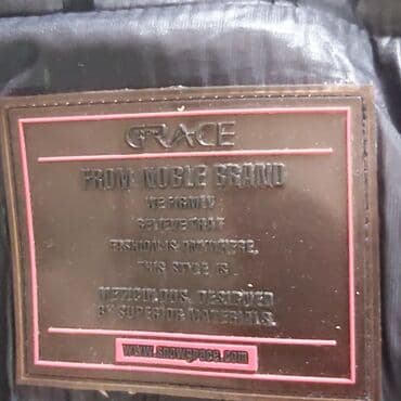 kişilər üçün demisezon steqan gödəkçələr: Куртка б/у в отличном состоянии.Воротник съёмный,натуральный мех.Цвет — 4