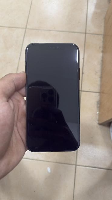 ipone şirvan: IPhone 11, Qara — 2